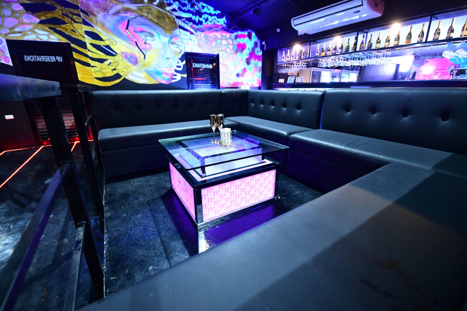 Table Vvip Menu Book a Table | Night Club & Disco - Club Tipsy Cebu
